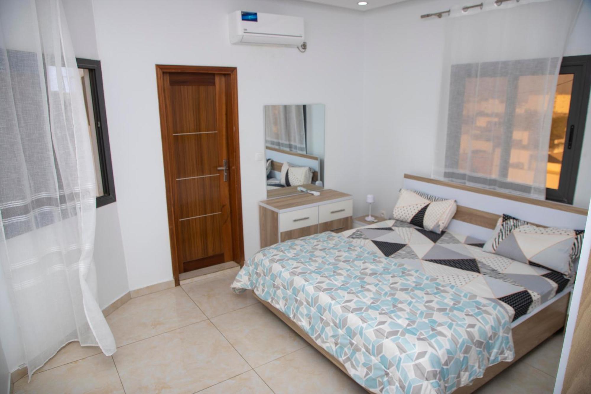 Residence Teranga Immo Luxe Residence Ndoumbe Sylla Дакар Екстериор снимка