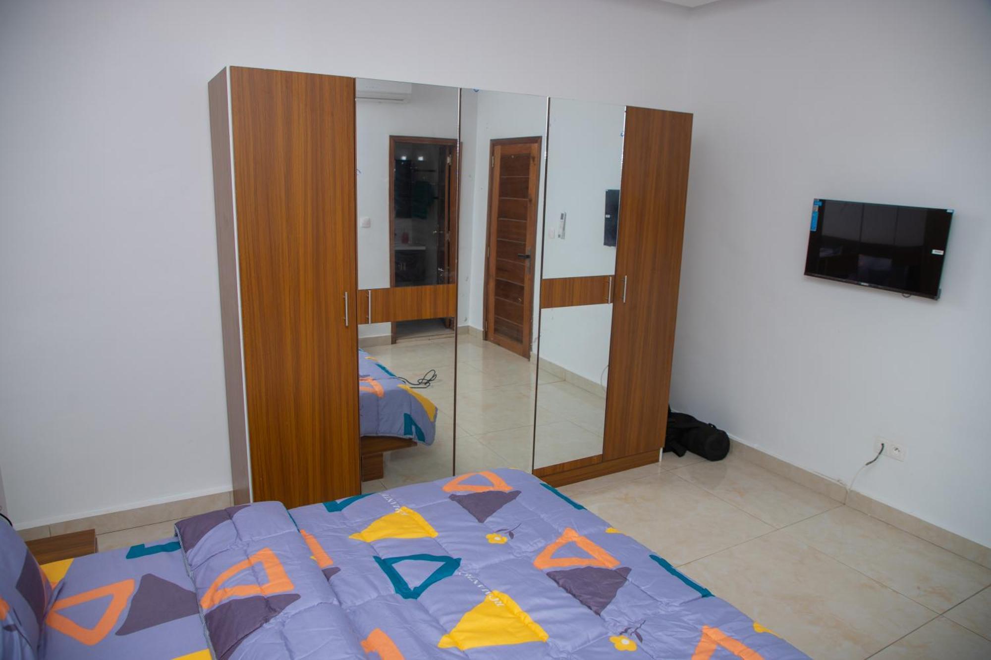 Residence Teranga Immo Luxe Residence Ndoumbe Sylla Дакар Екстериор снимка